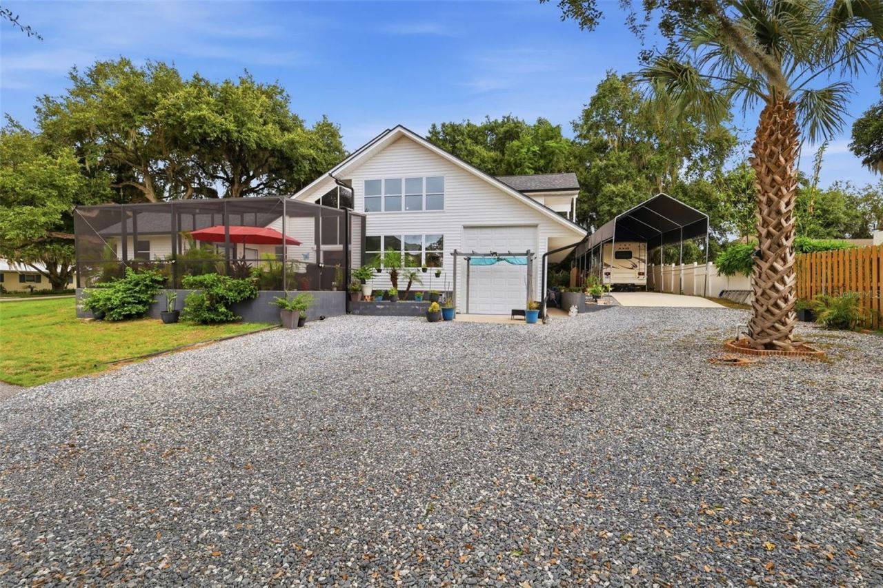 30216 Harris Drive, Leesburg, FL 34748 Photo