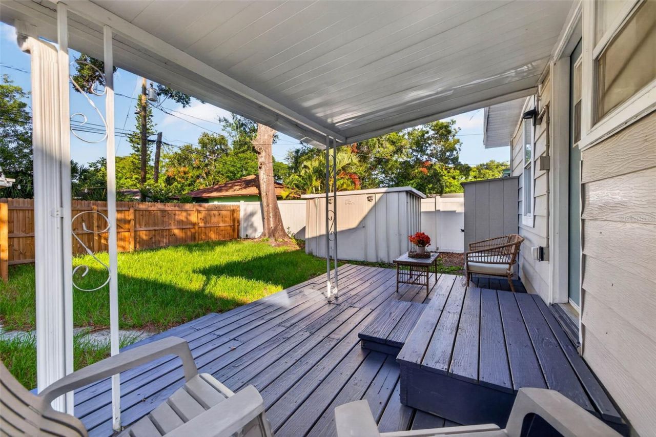 4624 Iris Street N, Saint Petersburg, FL 33714 Photo