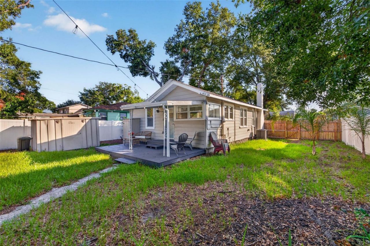 4624 Iris Street N, Saint Petersburg, FL 33714 Photo