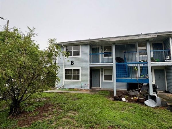5038 TERRACE PALMS CIRCLE , Unit 202, TAMPA, FL 33617