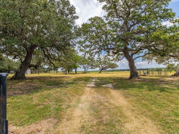 2160 (Tract #5) Baca LOOP, Flatonia, TX 78941