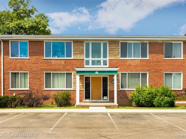 347 N Eton Street , Unit 18, Birmingham, Mi 48009
