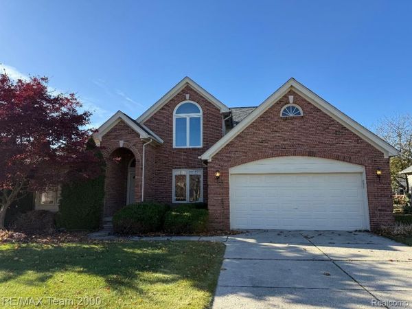 45457 Indian Creek Drive, Canton Township, Mi 48187