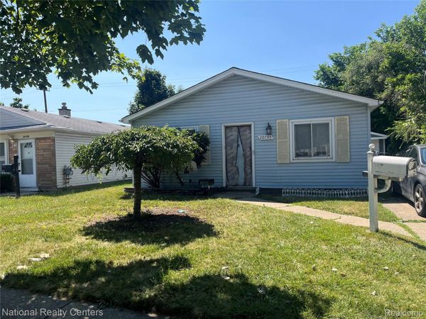 20795 Helle Avenue , Warren, Mi 48089