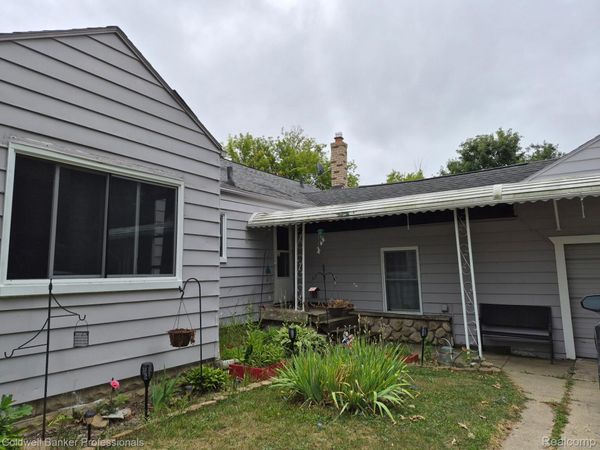 3384 Swartz Street , Flint Township, Mi 48507
