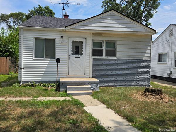 21034 Audrey Avenue , Warren, Mi 48091