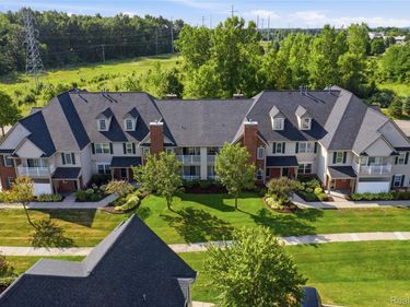 4181 Kirkway Court, Unit 94, Genoa Township, Mi 48843