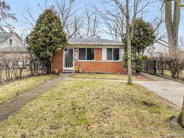 7518 Hazelton Street, Dearborn Heights, Mi 48127