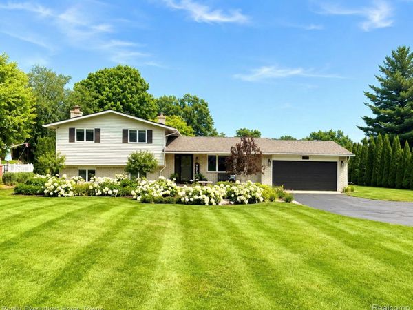 3460 Ramada Drive , Highland Township, Mi 48356