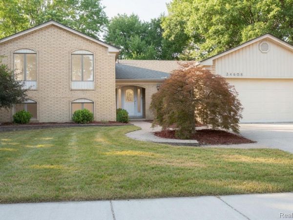 34608 Pinehurst Drive , Livonia, Mi 48154