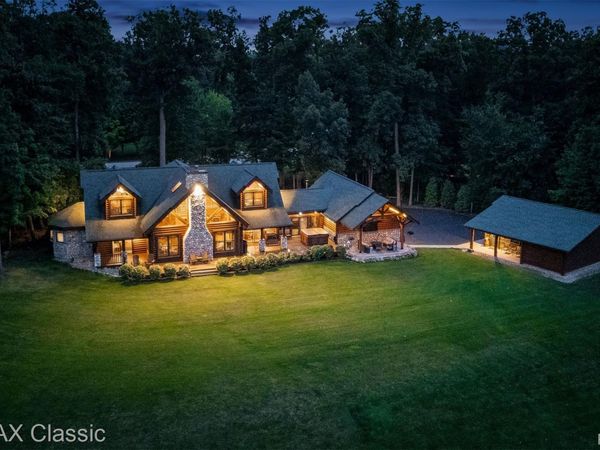 4489 Clara Louise Ct, Saline Township, Mi 48176