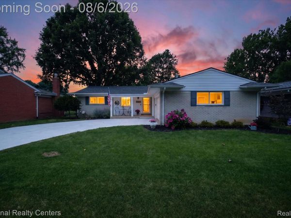 36756 Sherwood Street , Livonia, Mi 48154