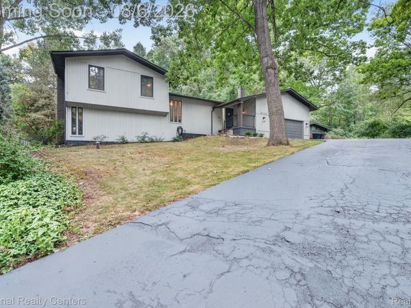 8928 Minne Wanna Road, Independence Township, Mi 48348