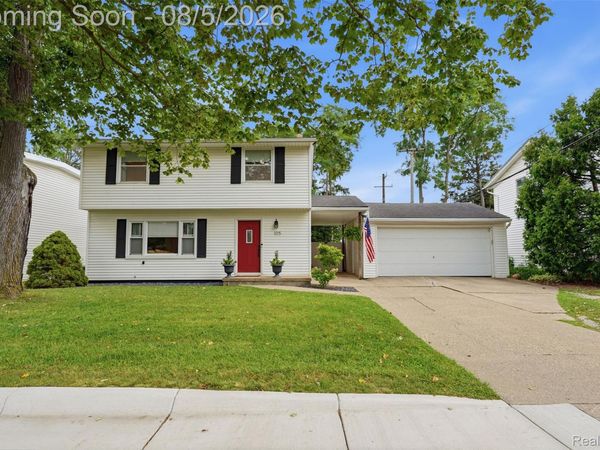 105 Highlake Avenue, Ann Arbor, Mi 48103