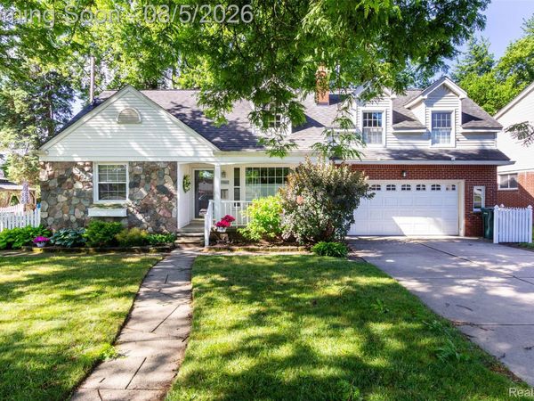 21170 Outer Drive Drive, Dearborn, Mi 48124