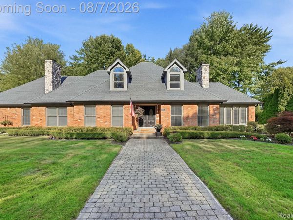 53134 Alyssa Court, Shelby Township, Mi 48315