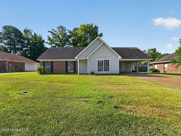 215 Sundance Circle, Richland, MS 39218
