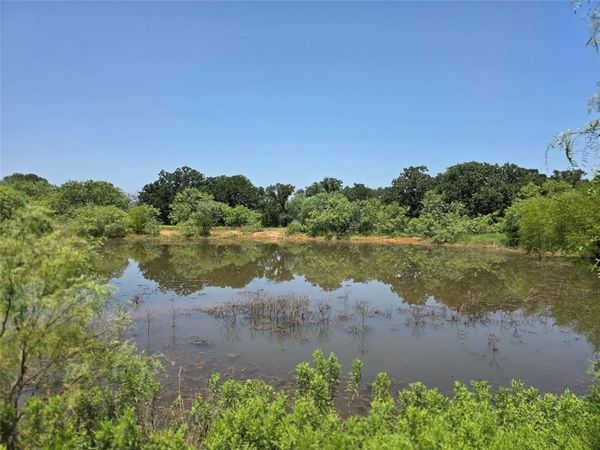 450 County Road 250 , Gustine, TX 76455