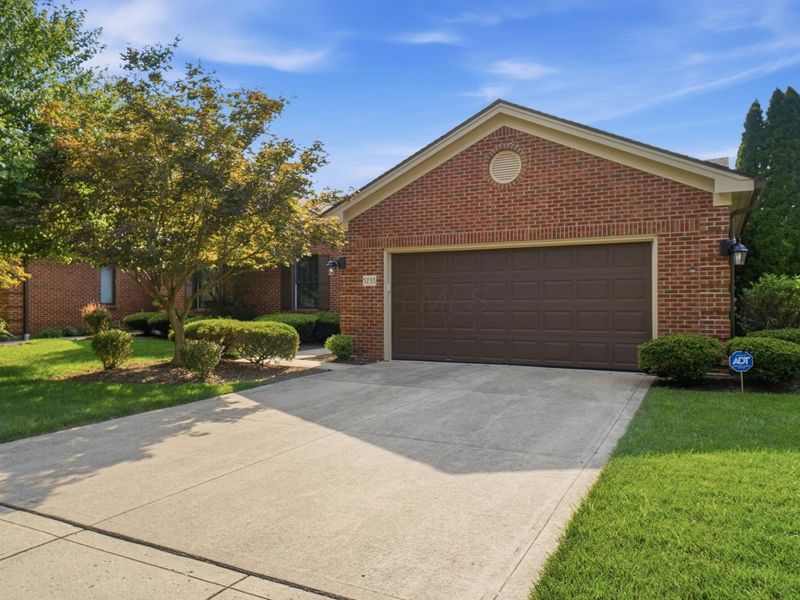 5755 Newgate Road N, Dublin, OH 43017 Photo 2