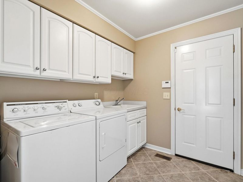 5755 Newgate Road N, Dublin, OH 43017 Photo 31