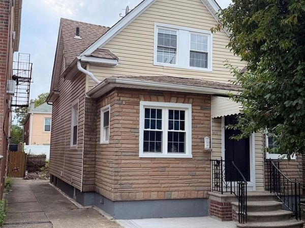 1627 Pilgrim Avenue, Bronx, NY 10461