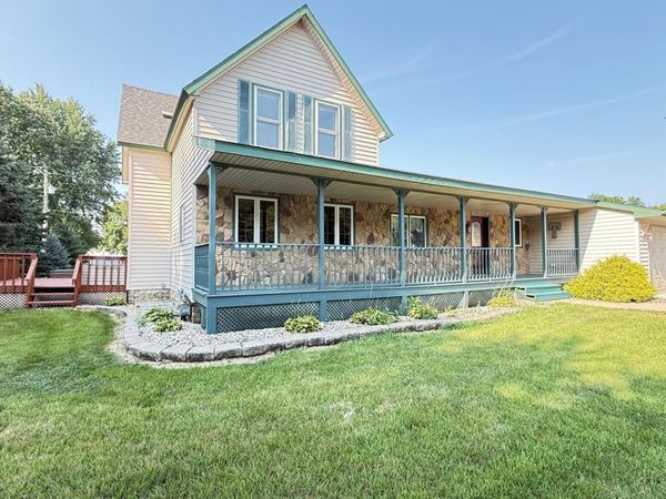 237 E Dahlstrom Avenue, Appleton, MN 56208