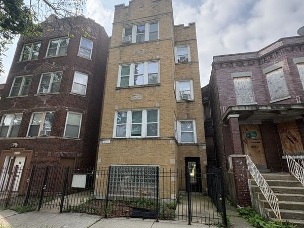 4147 W Arthington Street , Unit 1, Chicago, IL 60624