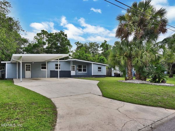 8023 CHATEAU Drive S, Jacksonville, FL 32221