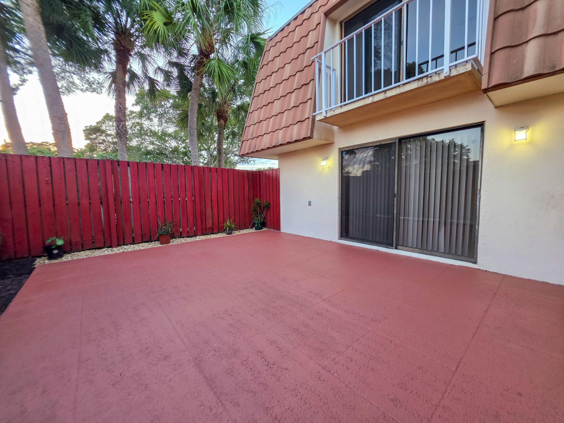 832 Blue Ridge Circle, West Palm Beach, FL 33409 Photo
