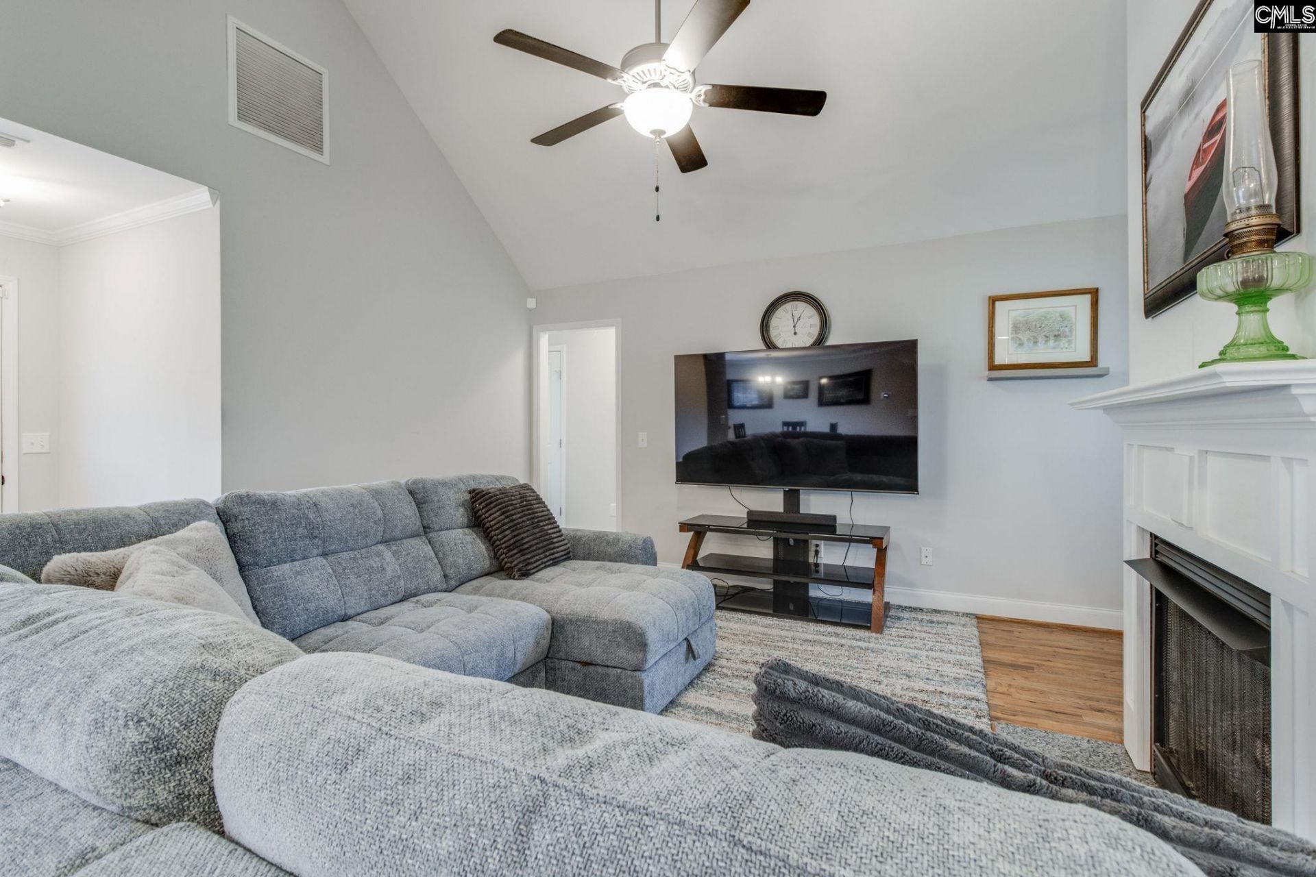 317 W Rapid Run Photo 5