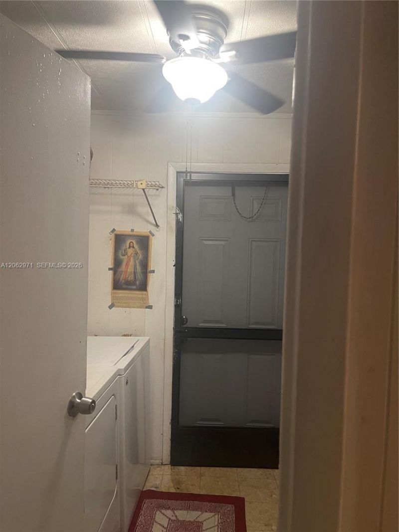 2311 NW 27th Ter, Fort Lauderdale, FL 33311 Photo