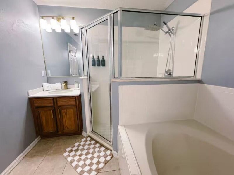 302 NE Greenbrier Avenue, Port Saint Lucie, FL 34983 Photo