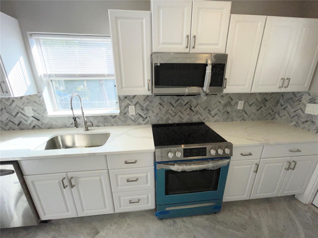 2525 37th Street S, Saint Petersburg, FL 33711 Photo