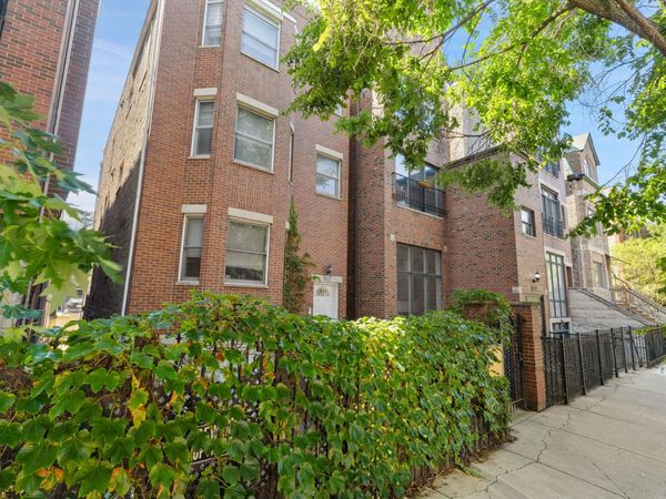 1522 N Bosworth Avenue , Unit 2, Chicago, IL 60642