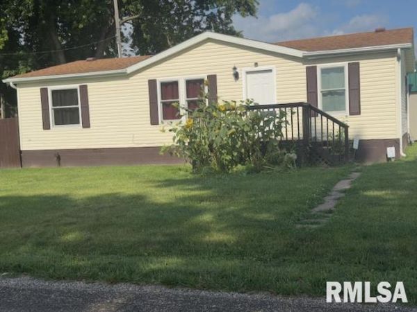 130 N WEST Street, Fairview, IL 61432