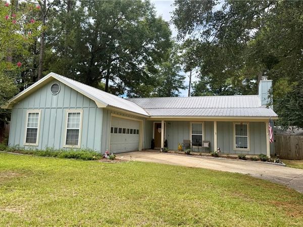 109 Meadow Wood Loop, Daphne, AL 36526