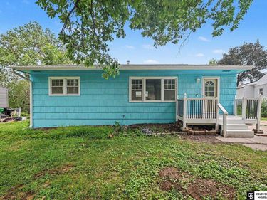104 LEISURE Lane, Bellevue, NE 68005