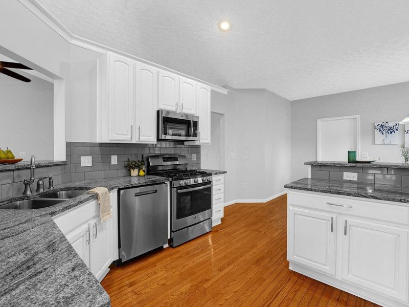 2484 Alisons Street , Lewis Center, OH 43035 Photo 17