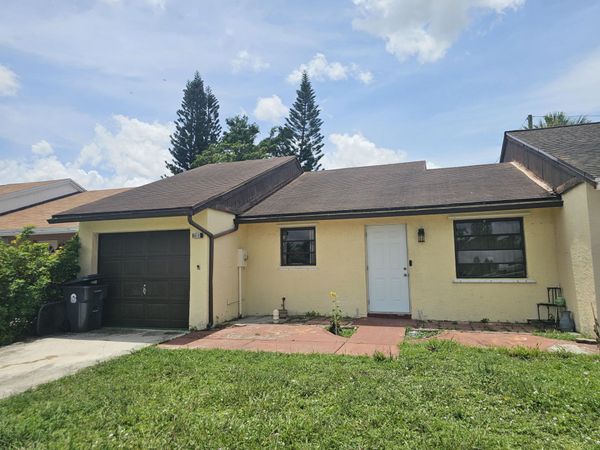 5078 Ambler Lane, Lake Worth, FL 33463