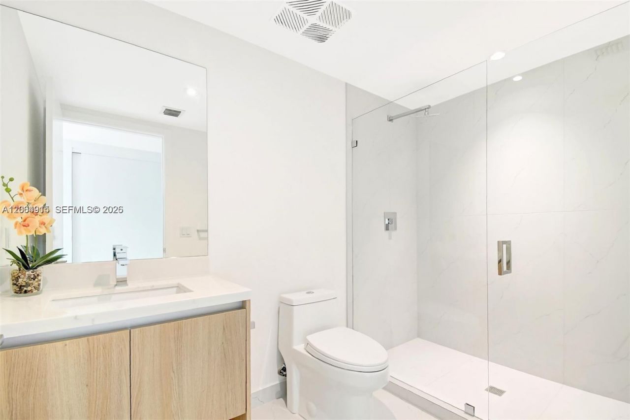9901 W Bay Harbor Dr (2cover Parking+storage), Unit 401, Bay Harbor Islands, FL 33154 Photo