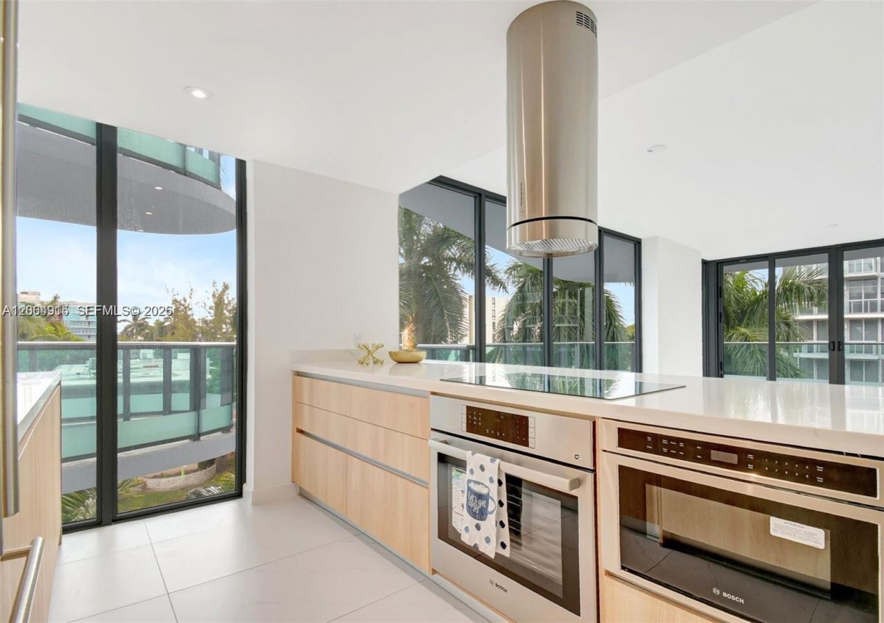 9901 W Bay Harbor Dr (2cover Parking+storage), Unit 401, Bay Harbor Islands, FL 33154 Photo