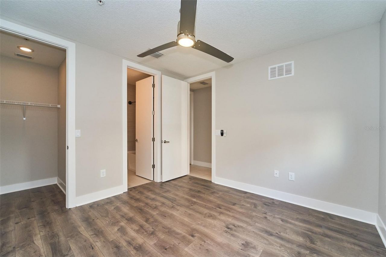 136 8th Street N, Saint Petersburg, FL 33701 Photo