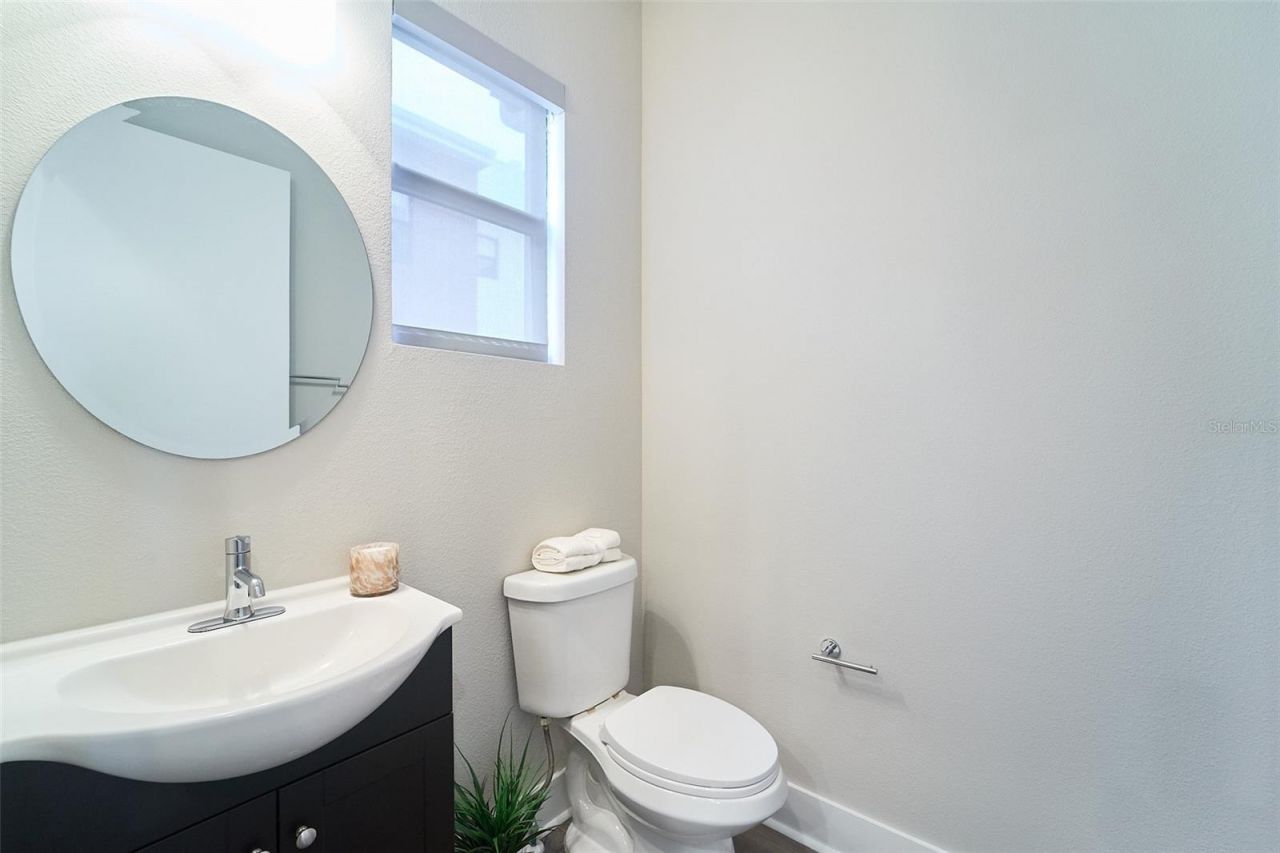 136 8th Street N, Saint Petersburg, FL 33701 Photo