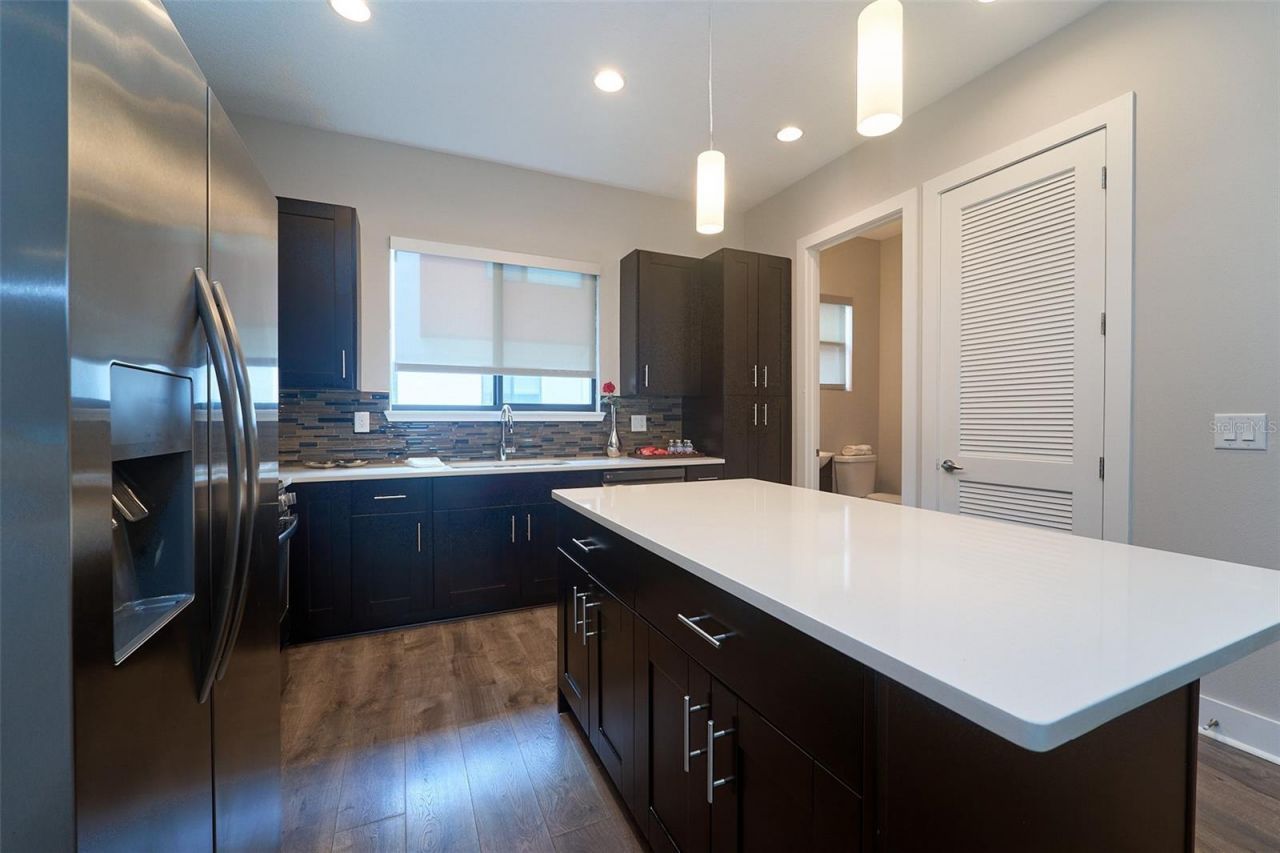136 8th Street N, Saint Petersburg, FL 33701 Photo