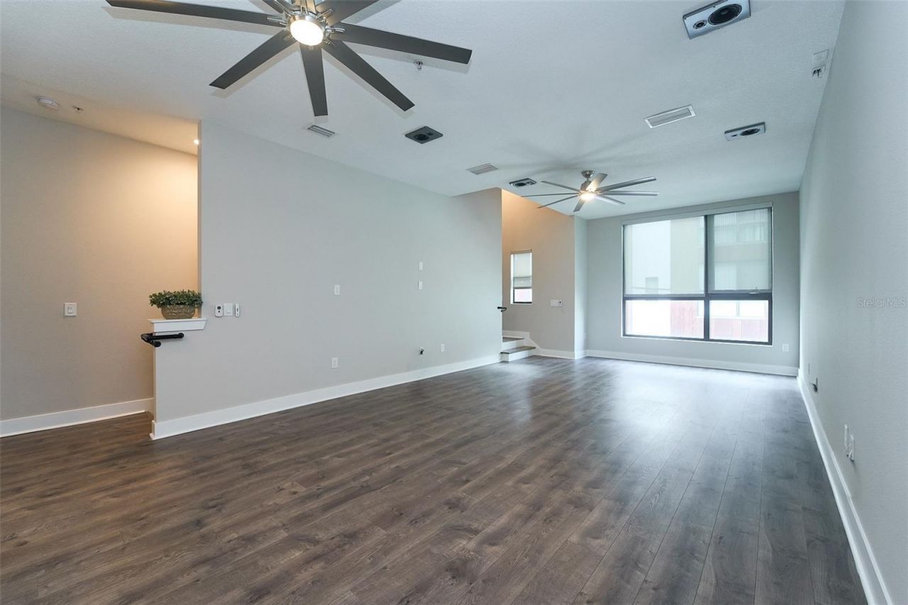 136 8th Street N, Saint Petersburg, FL 33701 Photo
