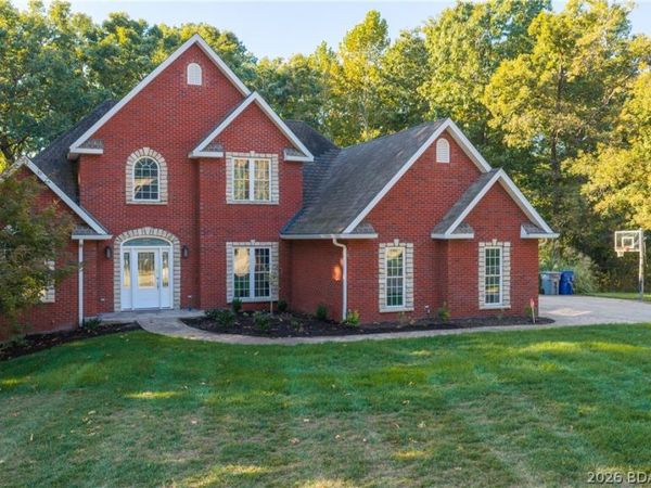 141 Cherry Hill Court, Lake Ozark, MO 65049