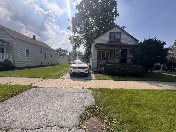 11028 S Sawyer Avenue , Chicago, IL 60655