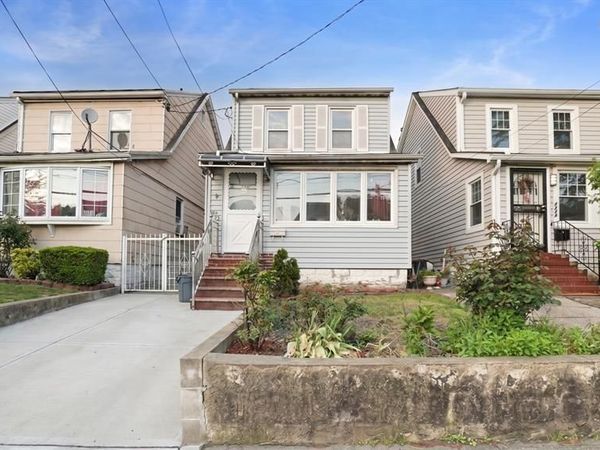 9023 207 Street , Queens Village, NY 11428