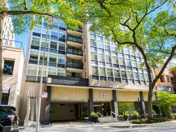 30 E Elm Street , Unit 21C, Chicago, IL 60611