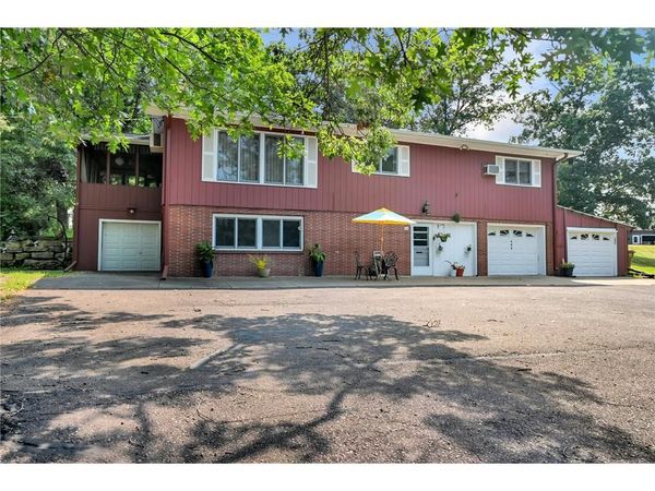 405 Oakwood Drive, Durand, WI 54736